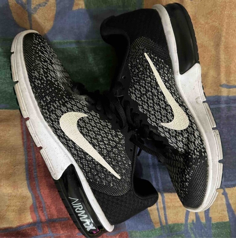 air max sequent 2 on feet