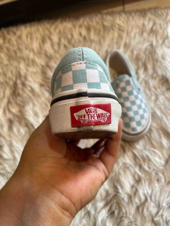 Vans cuadriculados celestes de segunda mano GoTrendier
