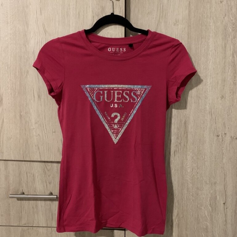 blusa rosa guess