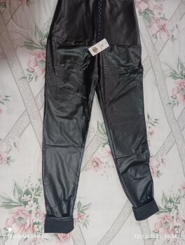 Mayon vinipoel con faja color negro de Coco Moda de segunda mano