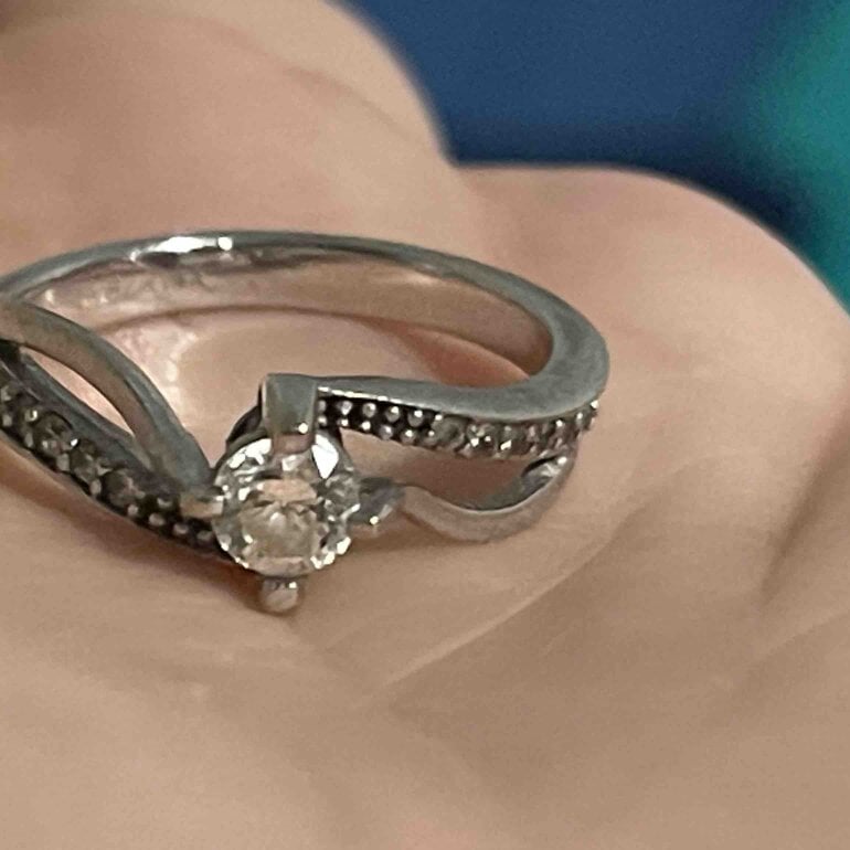 Anillo compromiso diamantes Bizarro de Bizzarro de segunda mano