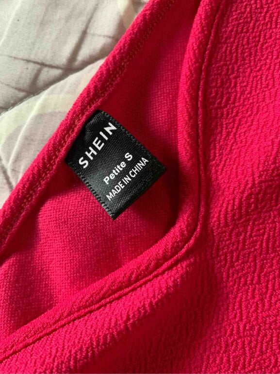 Vestido ajustado con manga larga de Shein de segunda mano GoTrendier