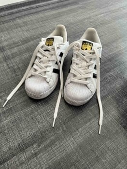 Tenis Adidas Superstar ⭐️ de segunda mano GoTrendier