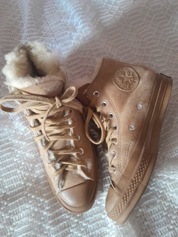 CONVERSE gamuza y peluche clásicos ❤️‍🔥 de segunda mano