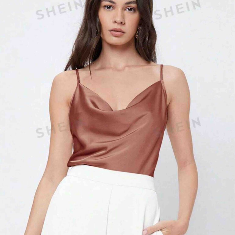 Blusa de tirantes satin de Shein de segunda mano GoTrendier