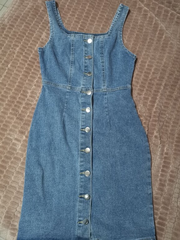 Vestido de mezclilla con botones de Shein de segunda mano GoTrendier