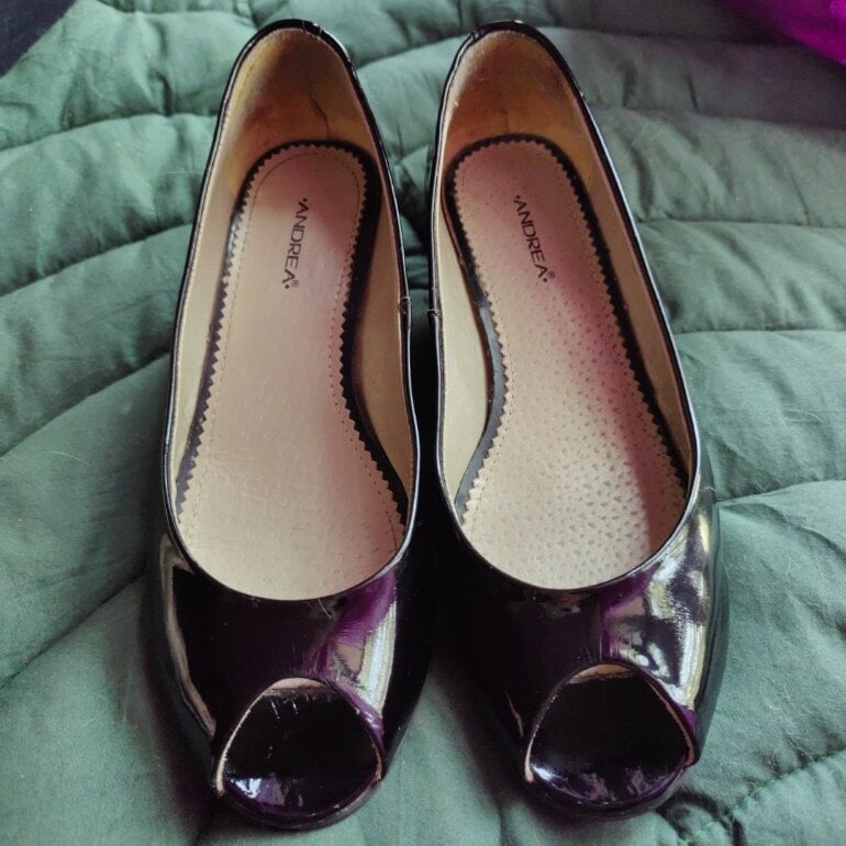 Zapatos boca de pescado de Andrea de segunda mano GoTrendier