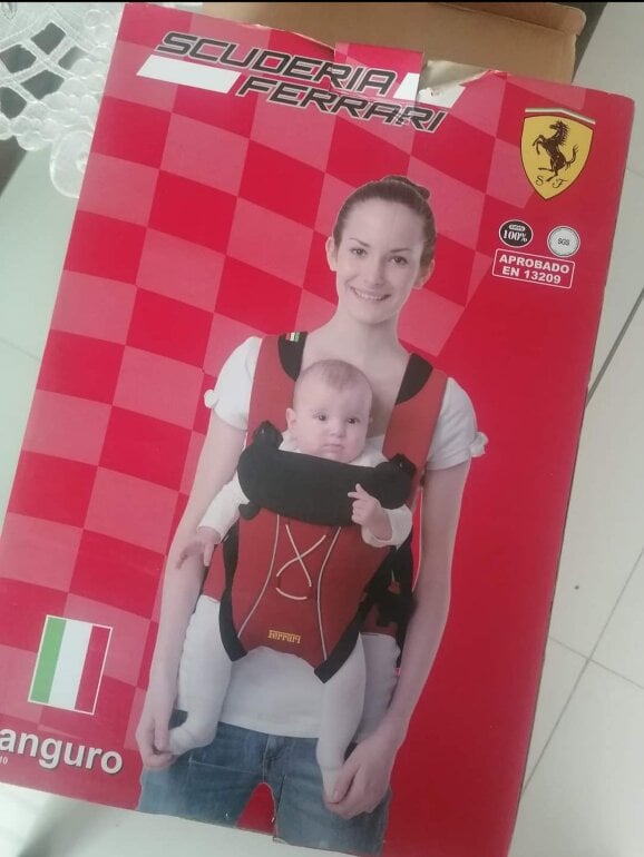 Cangurera para bebe marca Ferrari de segunda mano GoTrendier