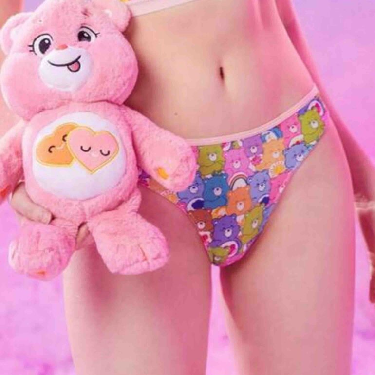 Bonita Tanga Care Bears 💗🐻 de Romwe de segunda mano GoTrendier