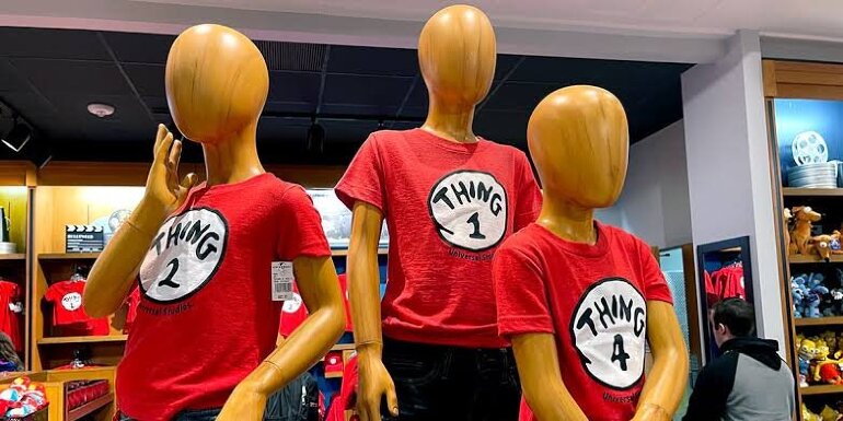 Playera Thing Universal de Universal studios de segunda mano