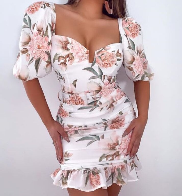 Vestido corto drapeado coctel flores de Luxxel de segunda mano