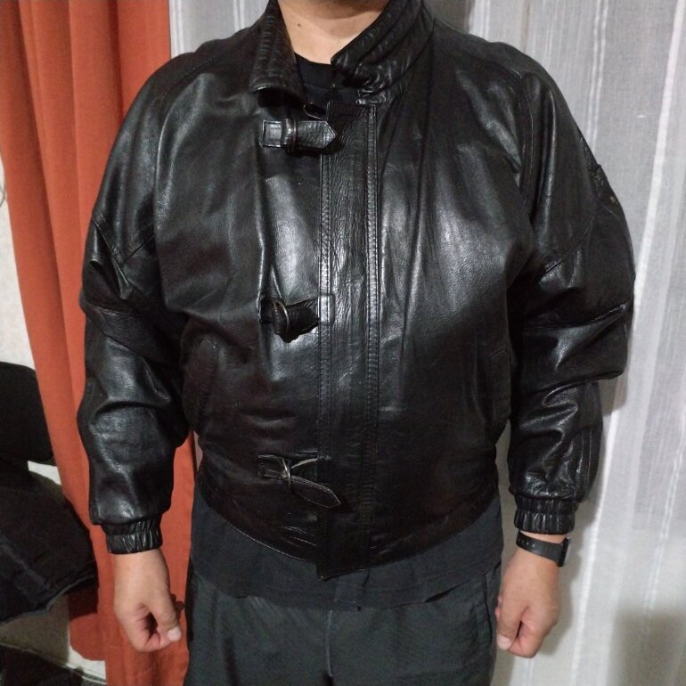 Chamarra de Piel de Otras marcas de segunda mano GoTrendier