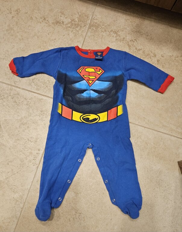 Mameluco Superman niño 18M de Dc Comics de segunda mano GoTrendier