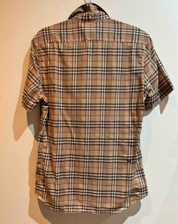 Camisa Burberry manga corta de segunda mano GoTrendier