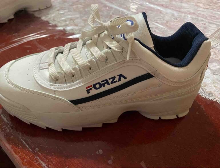 Tenis marca FORZA de Otras marcas de segunda mano GoTrendier - Main Image