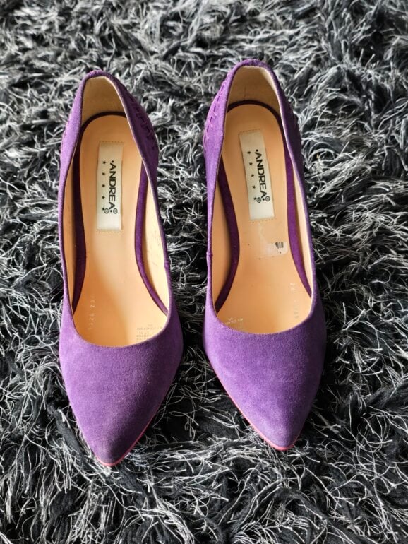 Zapatillas moradas Andrea de segunda mano GoTrendier