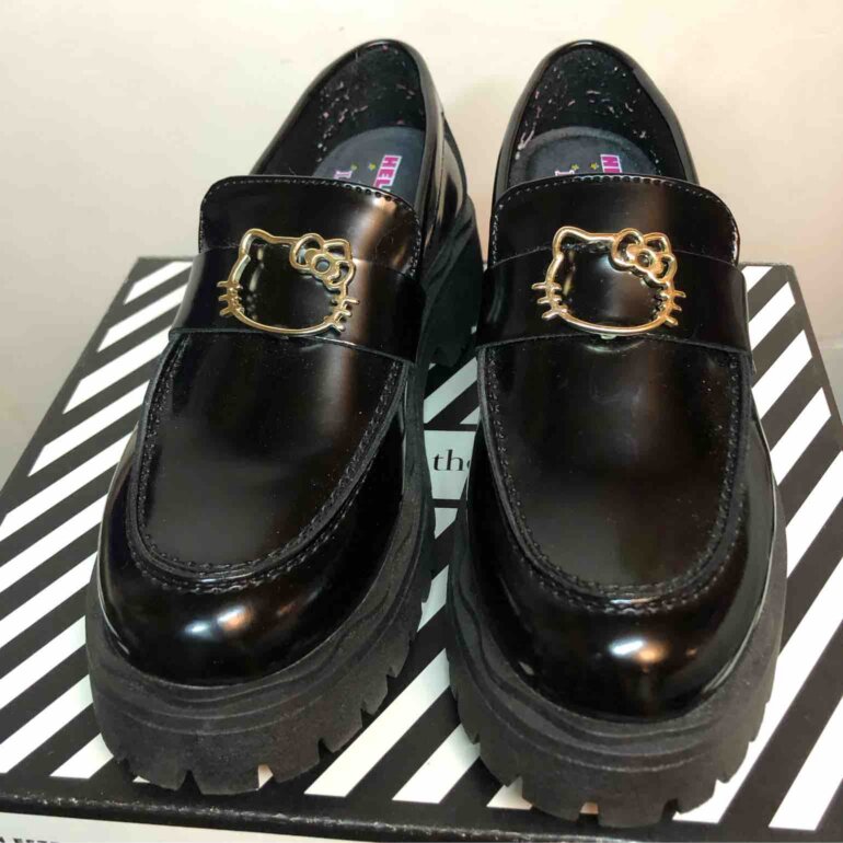 Zapatos Loly in the Sky x Hello Kitty de segunda mano GoTrendier