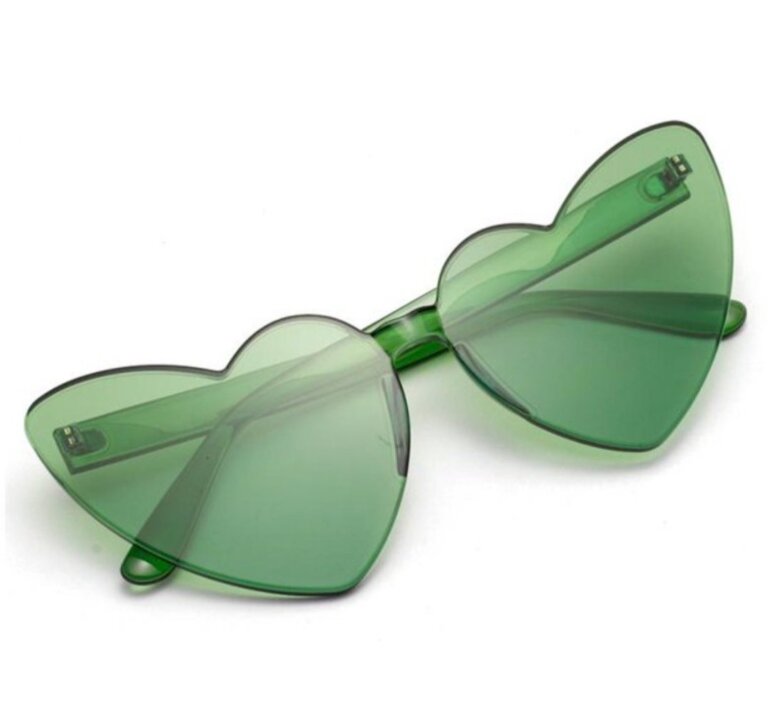 LENTES EN FORMA DE CORAZON TRANSPARENTES de Amazon de segunda mano