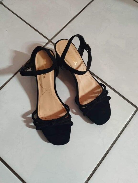 Tacones Sahara negro de Coppel de segunda mano GoTrendier