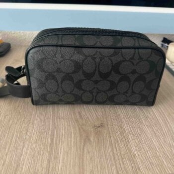 Sobaquera negra coach de segunda mano GoTrendier