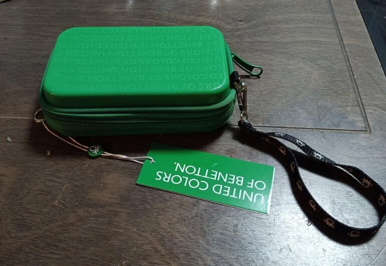 Crossbody united colors of Benetton de segunda mano GoTrendier