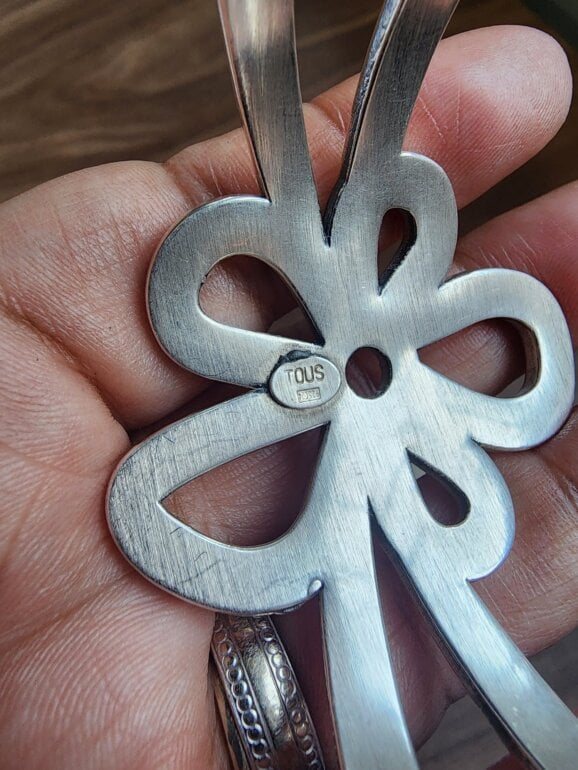 Brazalete Tous Duna Flor de plata de segunda mano GoTrendier