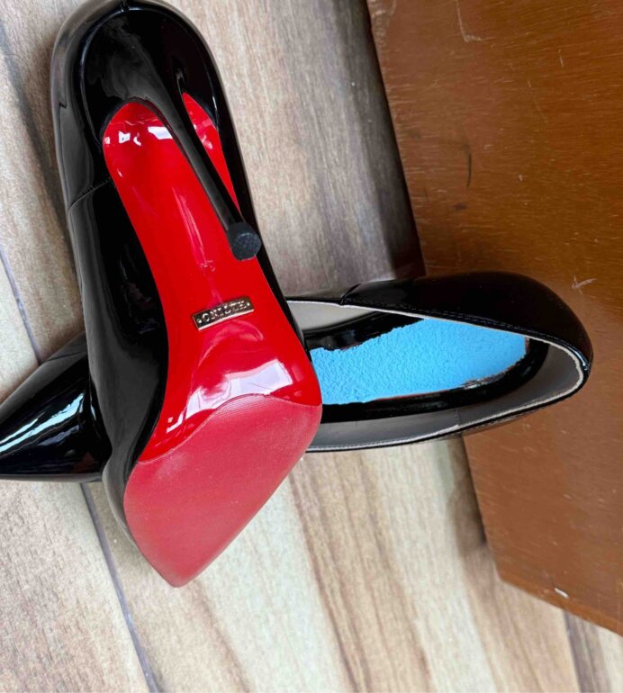 Sela Rozaja Rtr Zapatos de tacón suela roja de Otras marcas de segunda mano - GoTrendier