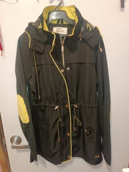 Chamarra tipo gabardina de Ann Miller de segunda mano GoTrendier