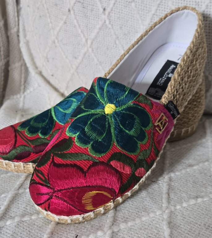 Angel Lozano Angelozano Alpargatas Angelozano Bordadas De