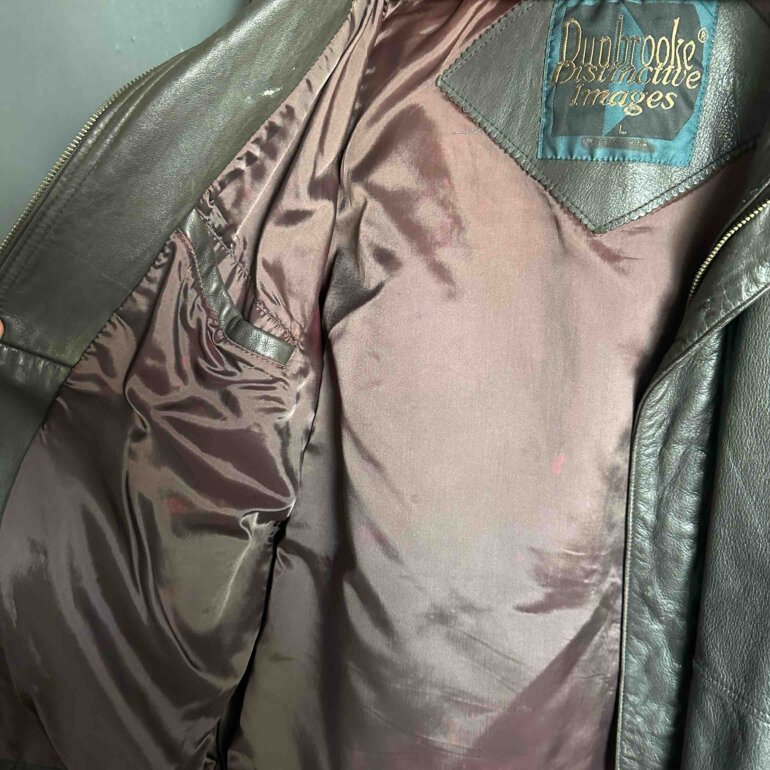 Chamarra de Piel Vintage de Otras marcas de segunda mano GoTrendier