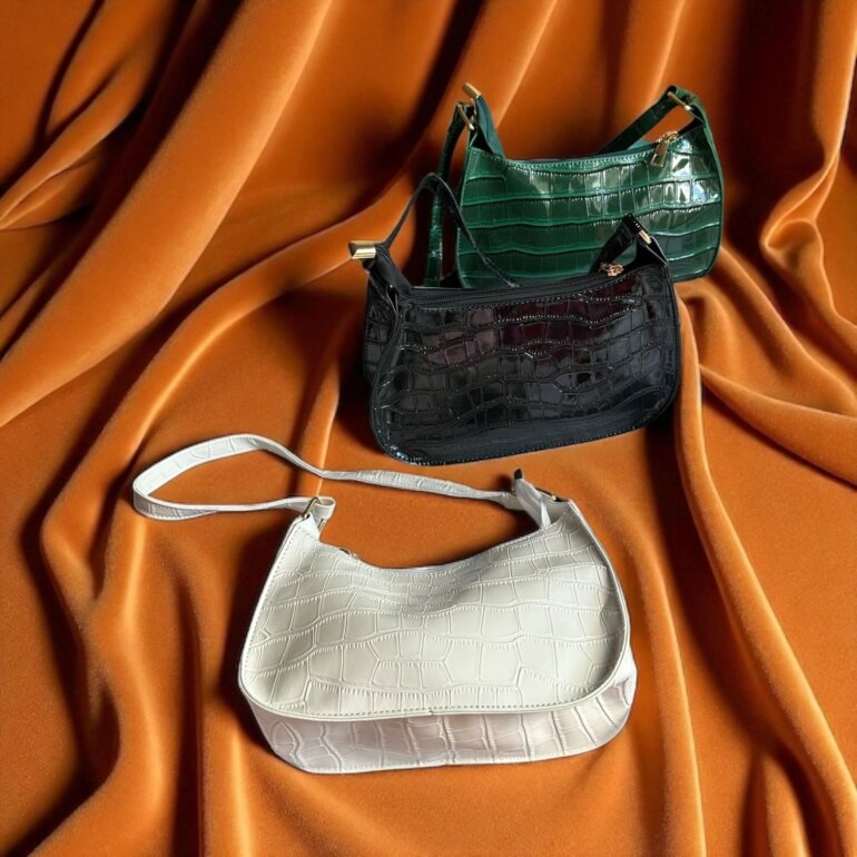 bolso baguette blanco