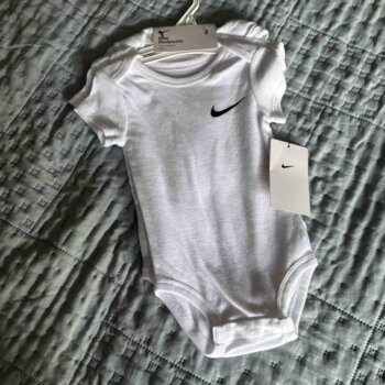 pañaleros nike para bebe
