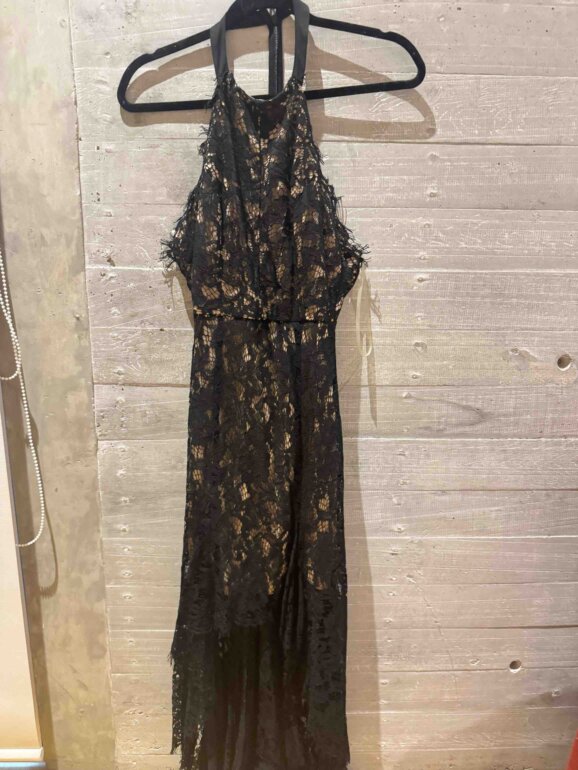 Vestido de encaje elegante de Turquoise de segunda mano GoTrendier