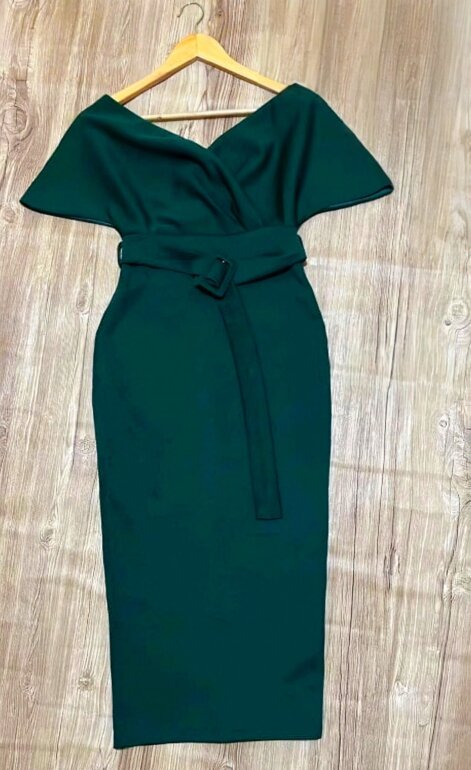 Vestido verde bandera  de Sexy de segunda mano - GoTrendier