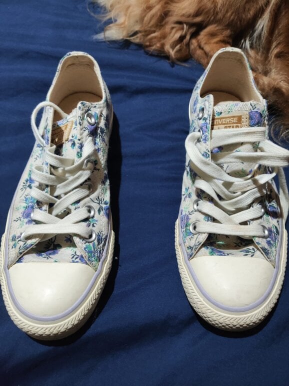 Converse choclo floreadas de segunda mano GoTrendier