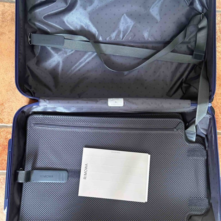 Maleta Rimowa Essential Check-In M de Otras marcas de segunda mano