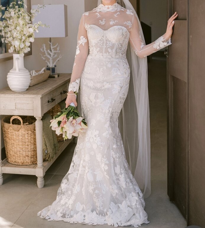 Mangas de encaje velo vestido de novia de Marchesa Notte de