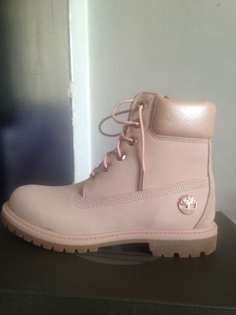 las botas timberland vienen amplias