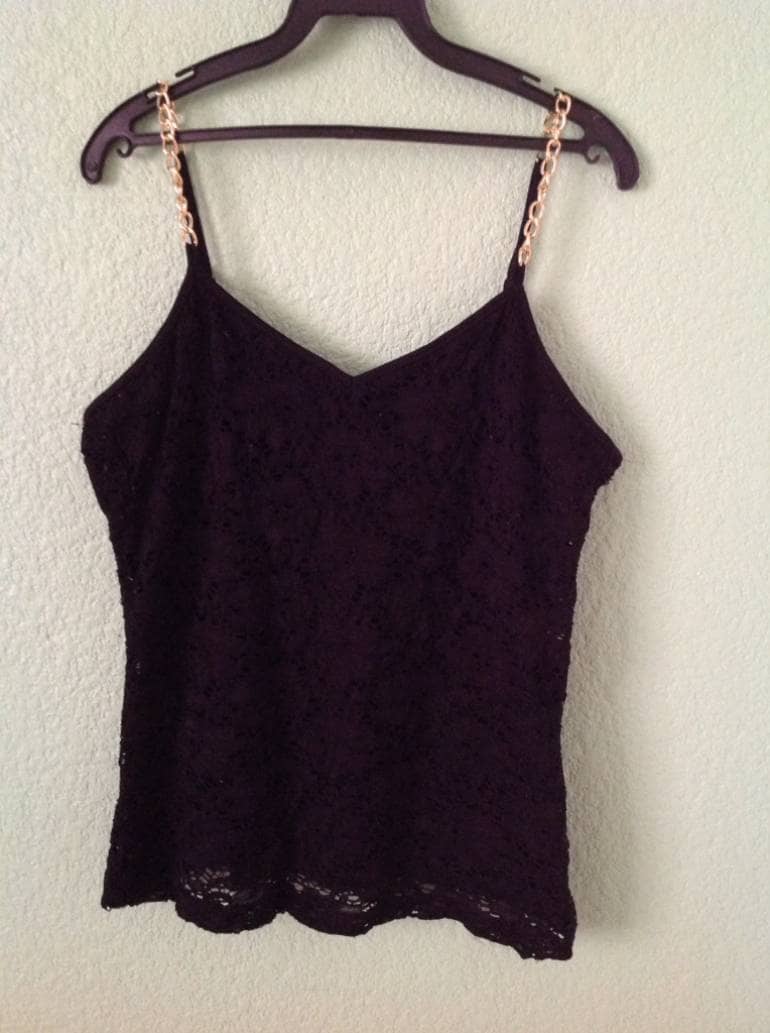 Blusas negras de tirantes clearance