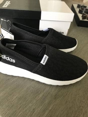 tenis adidas negros