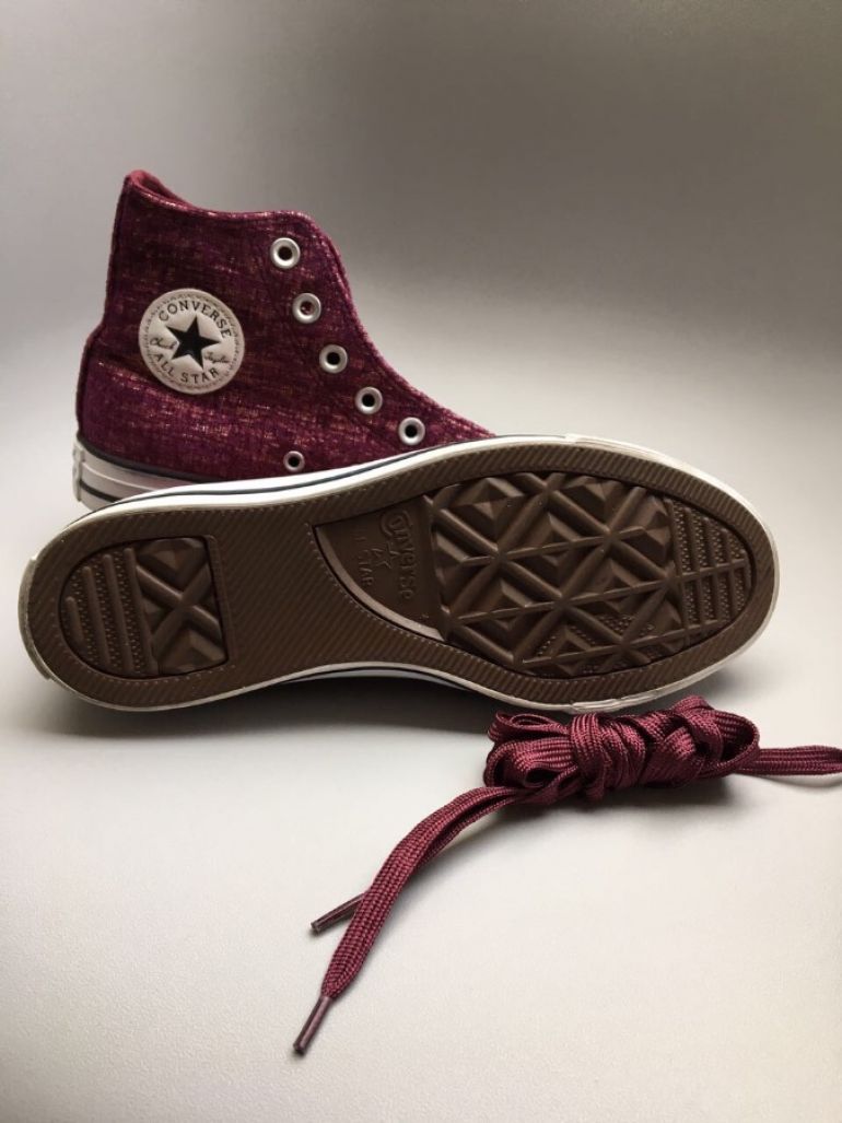 converse tintos