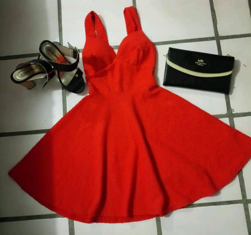 Vestido rojo con Vuelo de Otras marcas de segunda mano - GoTrendier