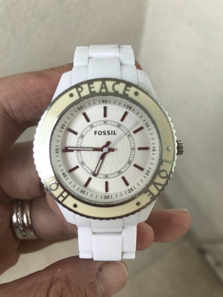 reloj fossil blanco