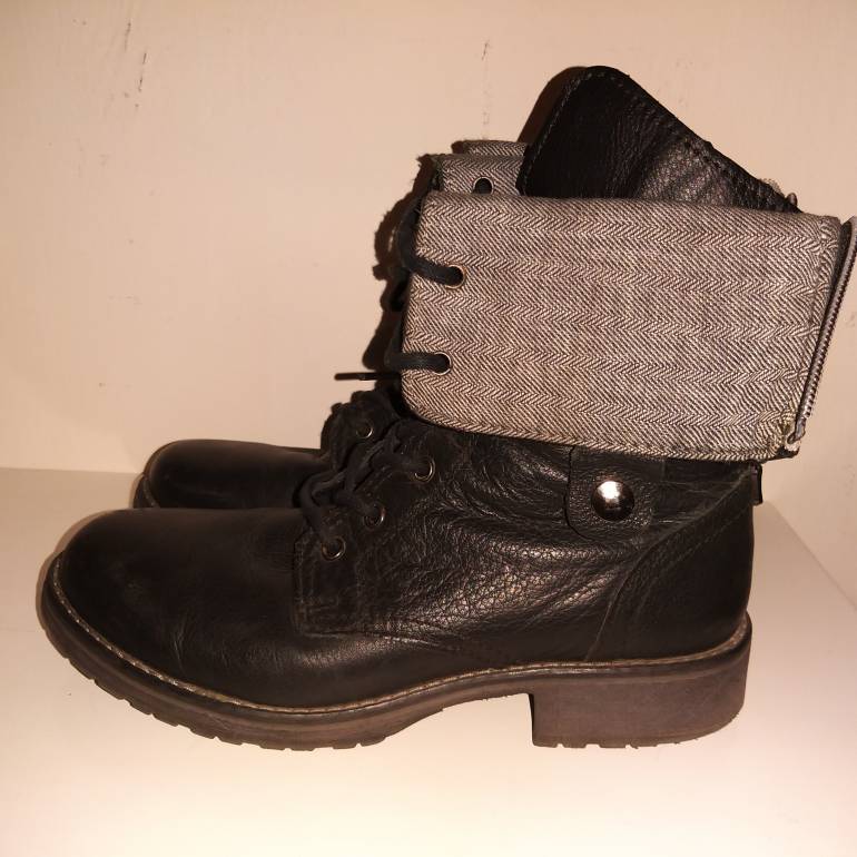 Botines negros de piel estilo militar para mujer LULEA