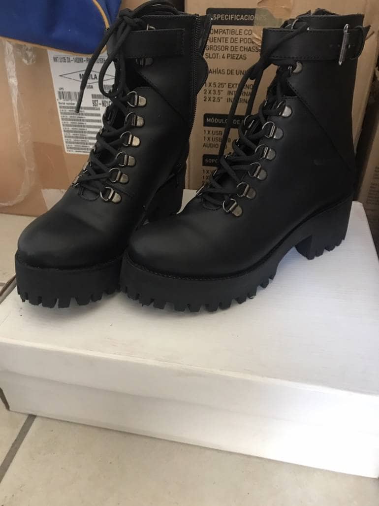 معكرونة من السهل أن تؤذي قرد botas erez negras - pizzadoughjo.com