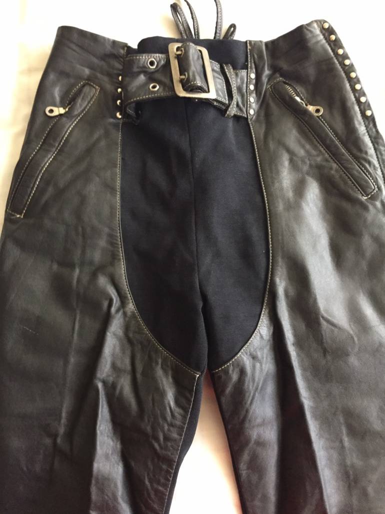Pantalon de piel marca Harley Davidson talla 8 de Harley-davidson de