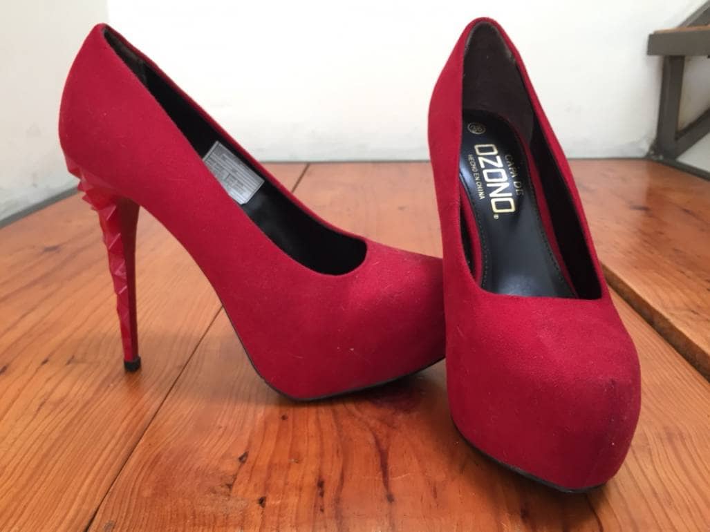 Zapatillas rojas capa de ozono Clearance