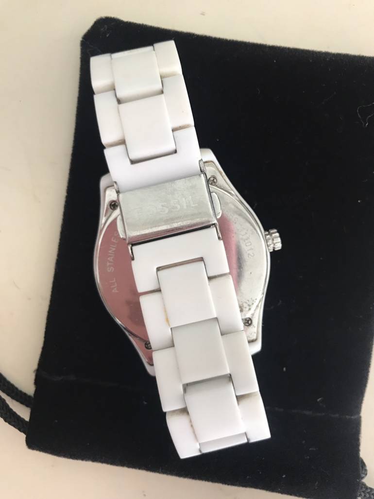 reloj fossil blanco