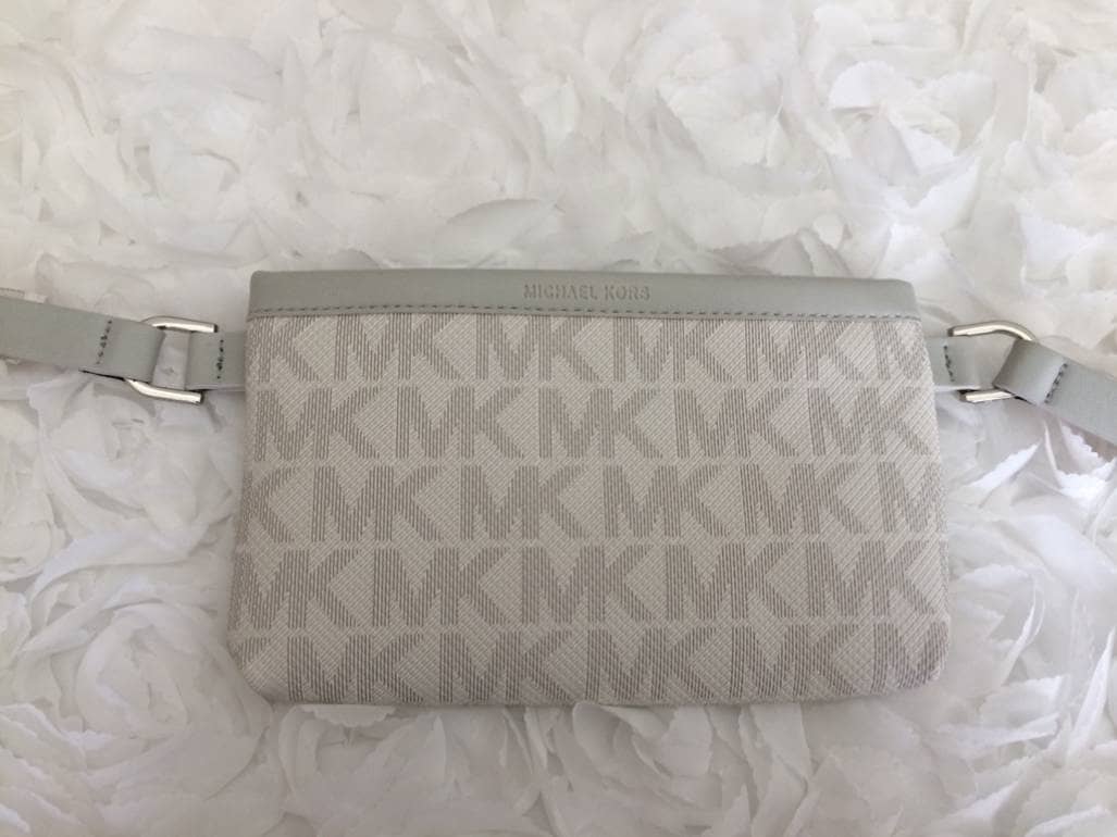 Cangurera Michael Kors Online Shop, UP TO 51% OFF |  www.editorialelpirata.com