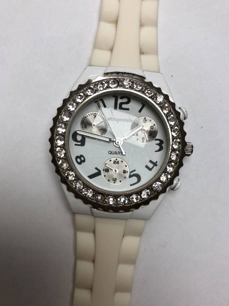 Reloj Aeropostale Blanco de Aéropostale de segunda mano - GoTrendier